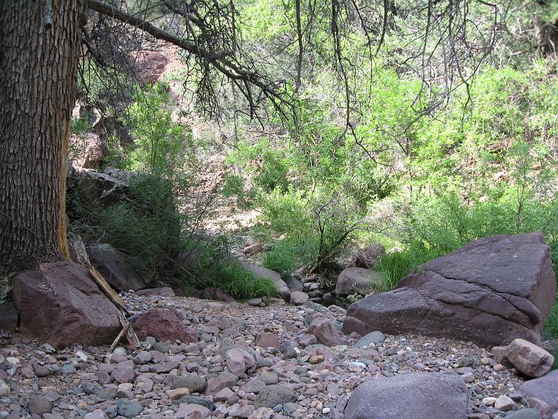 Tonto Natural Bridge 040.jpg